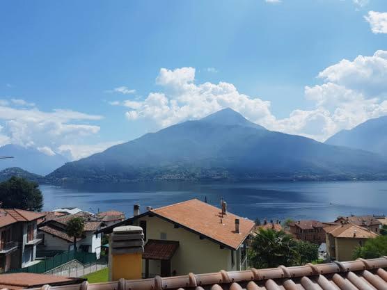 Casa Vacanza Zaira & Claudio Pianello Del Lario Екстериор снимка
